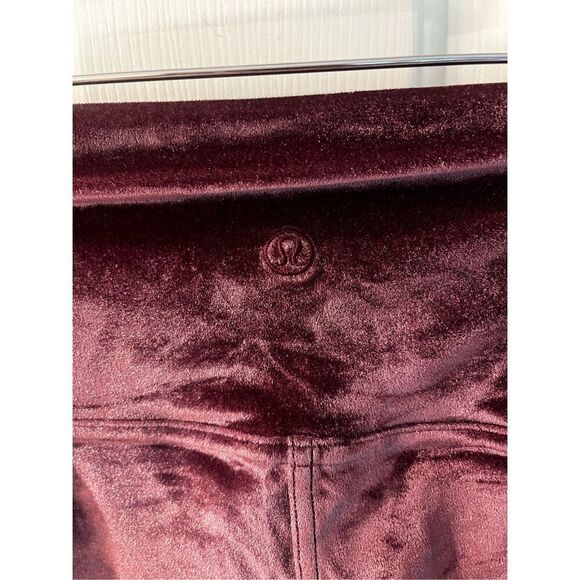 Lululemon Wunder Lounge Special Edition Plum Velvet Leggings sz 4 EUC - Picture 9 of 12